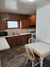 784 Locust Ave in Clarksburg, WV - Foto de edificio - Building Photo