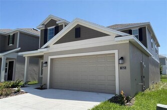 1525 Cumberland Ave in Davenport, FL - Building Photo - Building Photo