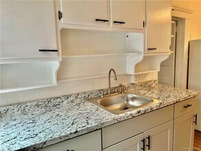 1 Dewitt St in Middletown, NY - Building Photo - Building Photo