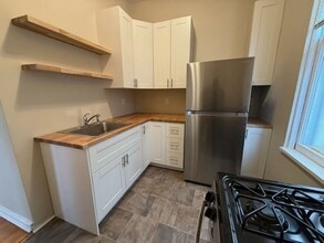 1669 N Humboldt Ave in Milwaukee, WI - Building Photo - Building Photo