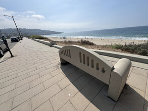 1722 Esplanade in Redondo Beach, CA - Foto de edificio - Building Photo