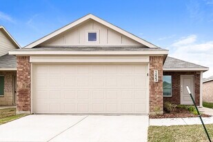 1223 Canyon Wren Dr in Forney, TX - Building Photo