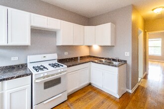 6400 S Peoria St in Chicago, IL - Building Photo - Building Photo