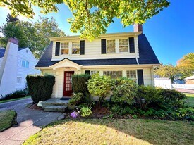 7329 SE 35th Ave in Portland, OR - Building Photo