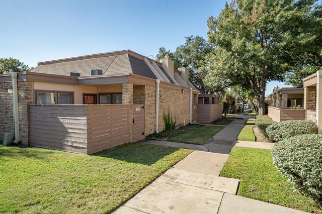 3121 Park Ln in Dallas, TX - Building Photo