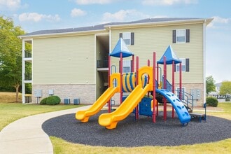 Villas Marlin Bay in Lake Wylie, SC - Building Photo - Building Photo