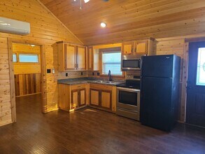 527 Walker Ln in Millsap, TX - Building Photo - Building Photo