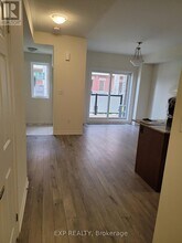 240 Lagerfeld Dr in Brampton, ON - Building Photo - Building Photo