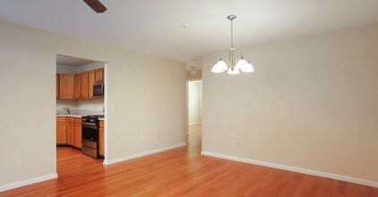 250 Potomac Dr in Basking Ridge, NJ - Building Photo - Building Photo