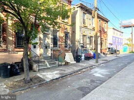 211 Birch St in Camden, NJ - Building Photo