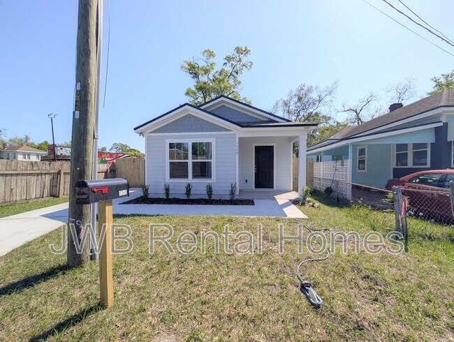 1349 Rushing St in Jacksonville, FL - Building Photo - Building Photo