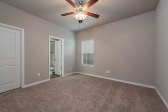 Available August 2026! GORGEOUS 5/5.5 HOUS in College Station, TX - Building Photo - Building Photo