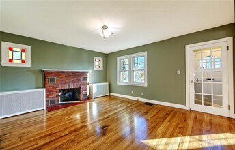 66 Tyndall Ave in Providence, RI - Building Photo - Building Photo