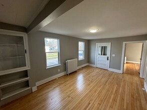 1026 E Main St in Waukesha, WI - Building Photo - Building Photo