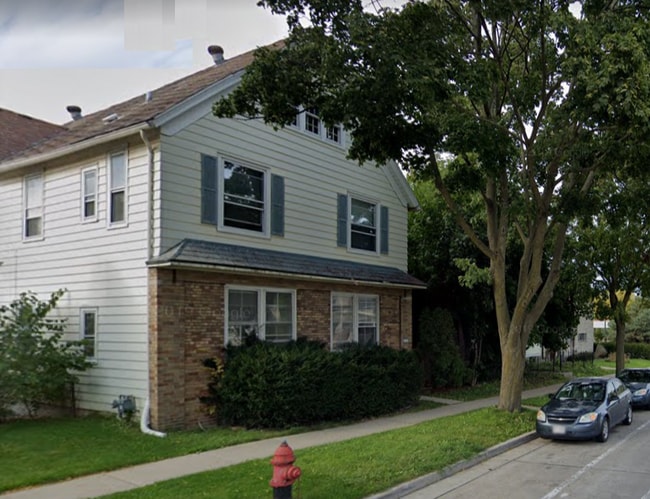 property at 3137 S Howell Ave