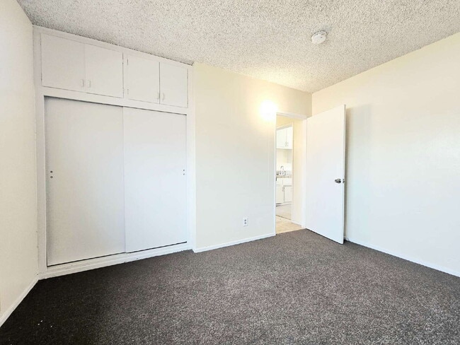 property at 231 1/2 E 89th St
