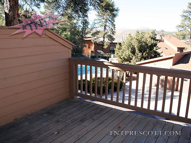212 Creekside Cir in Prescott, AZ - Foto de edificio - Building Photo