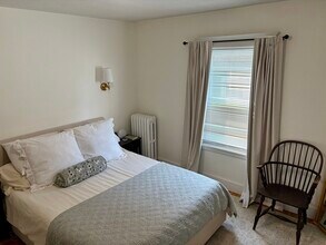 44 Hillsdale St in Boston, MA - Building Photo - Building Photo