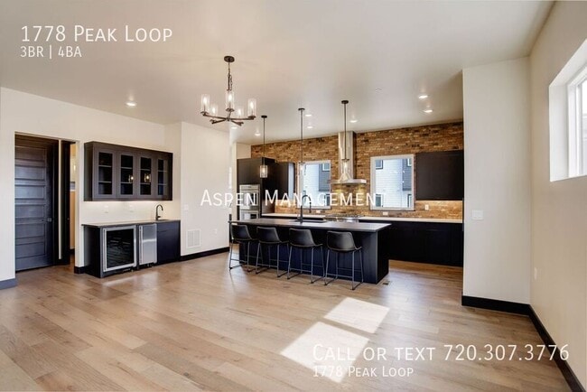 property at 1778 Peak Lp