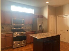 10804 Spring Mountain Pl in Tampa, FL - Building Photo - Building Photo