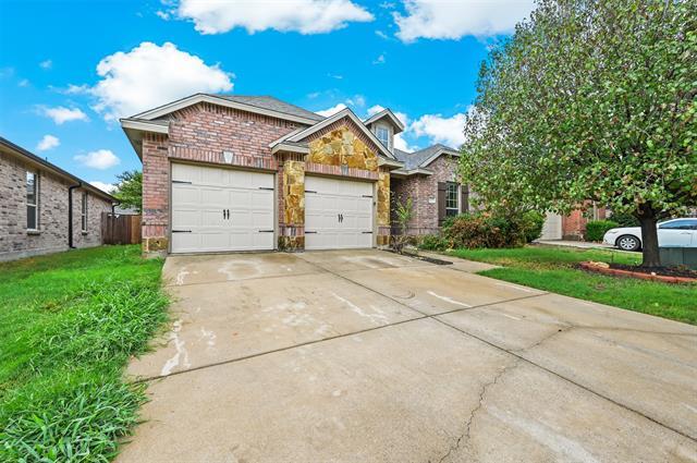 5809 Deck House Rd in Fort Worth, TX - Building Photo