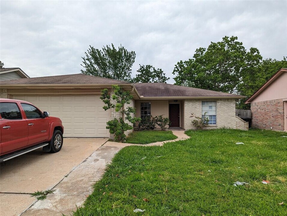 5150 Prairie Ridge Rd Photo