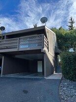 766 W Oregon Ave in Klamath Falls, OR - Building Photo