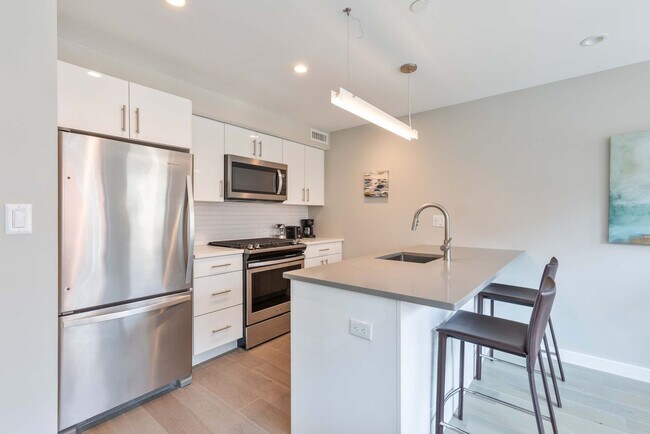 244 Hanover St in Boston, MA - Building Photo - Building Photo