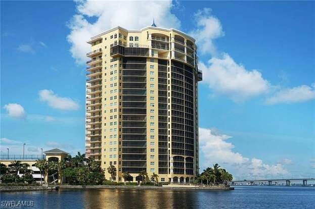 2797 First St in Ft. Myers, FL - Building Photo - Building Photo