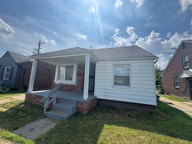 property at 5033 Coplin St
