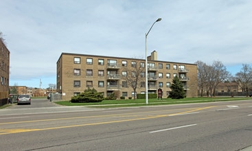 Lawrence Apartments in Toronto, ON - Building Photo - Building Photo