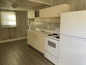 605 W Court St in Paragould, AR - Building Photo - Building Photo