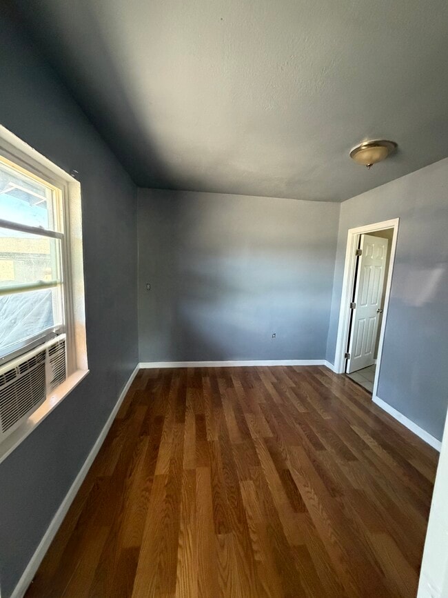 224 Park Ave, Unit 4, Unit 4