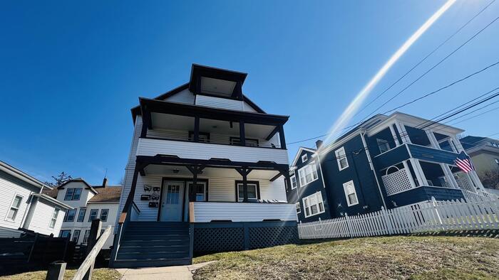 244 Summer St in Bristol, CT - Building Photo