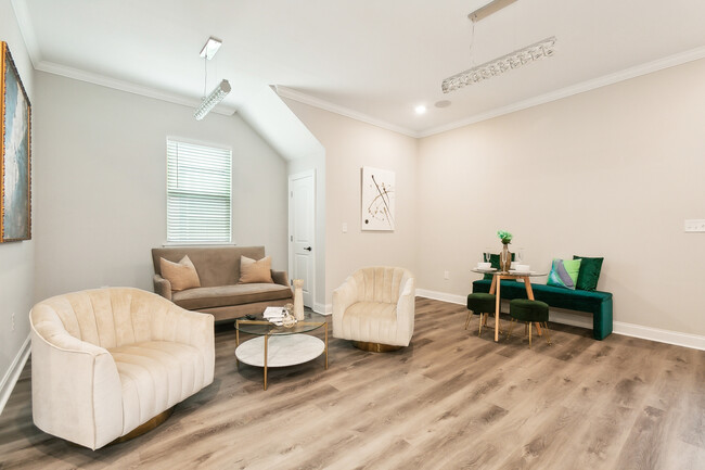 2323 Leonidas St, Unit Beautiful Shared Living in New Orleans, LA - Foto de edificio - Building Photo