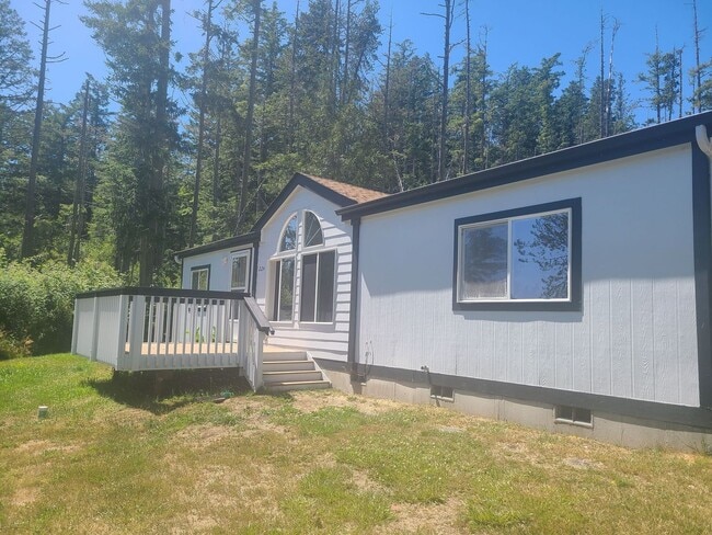 property at 224 White Point Rd