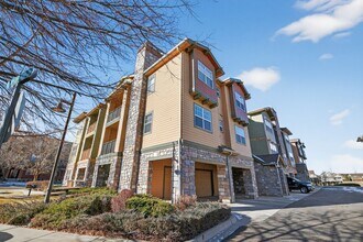15455 Canyon Rim Dr in Englewood, CO - Foto de edificio - Building Photo