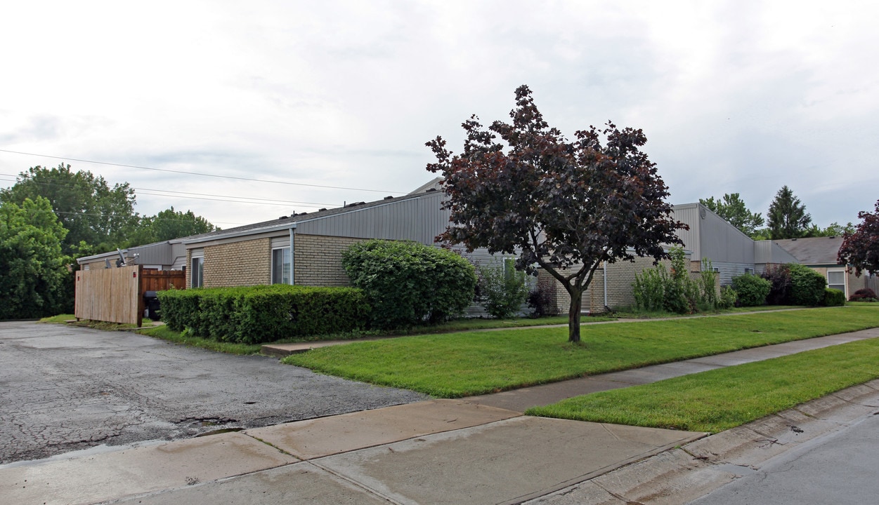 926-946 Randler Ave in Vandalia, OH - Building Photo