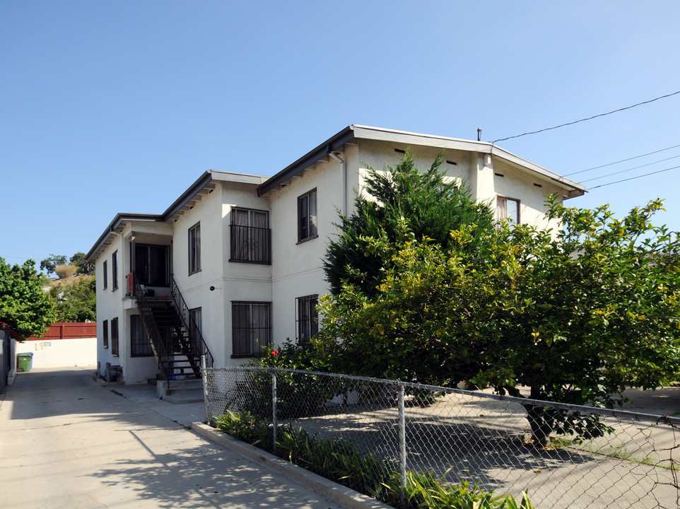 3107 N Division St in Los Angeles, CA - Building Photo