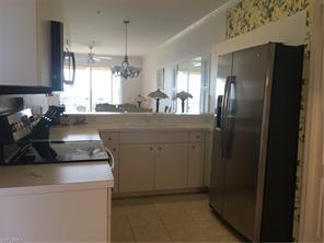 2690 Cypress Trace Cir-Unit -3233 in Naples, FL - Building Photo - Building Photo