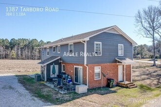 1387 Tarboro Rd in Youngsville, NC - Building Photo - Building Photo