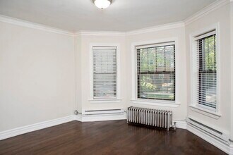 2100 W Giddings St, Unit 1A - 1 Bed in Chicago, IL - Foto de edificio - Building Photo