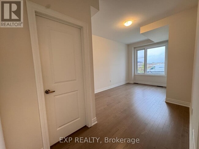 553 Vine Cliff Blvd in Markham, ON - Building Photo - Building Photo