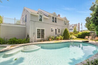 34 Rowayton Ave in Norwalk, CT - Building Photo - Building Photo