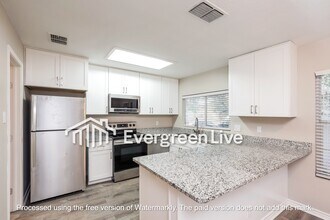 8734 Shallow Ridge Dr in San Antonio, TX - Building Photo - Building Photo