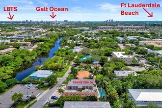 624 NE 29th Dr in Wilton Manors, FL - Building Photo - Building Photo