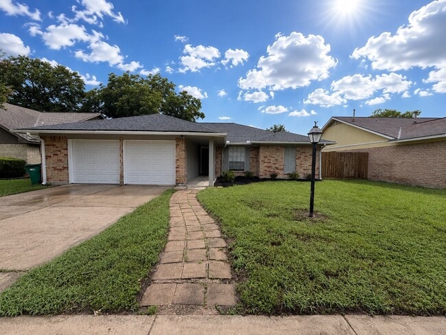 8119 Knightwood Forest Dr