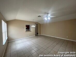 7703 Chatsworth in San Antonio, TX - Building Photo - Building Photo