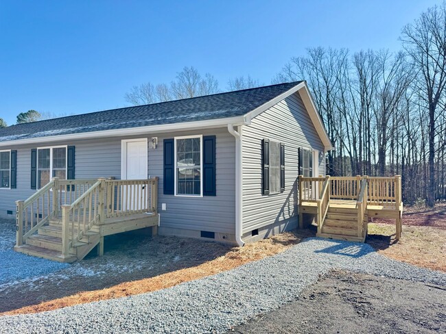 1710 Draper Rd in Chase City, VA - Building Photo - Building Photo