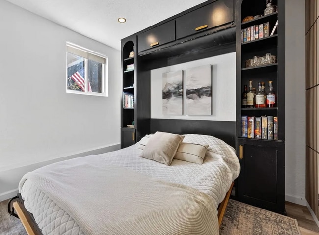 property at 1295 Jasmine Way